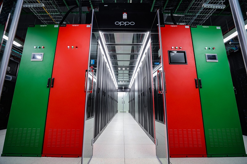 How Does OPPO Use AI and Robotics to Empower Product Innovation?