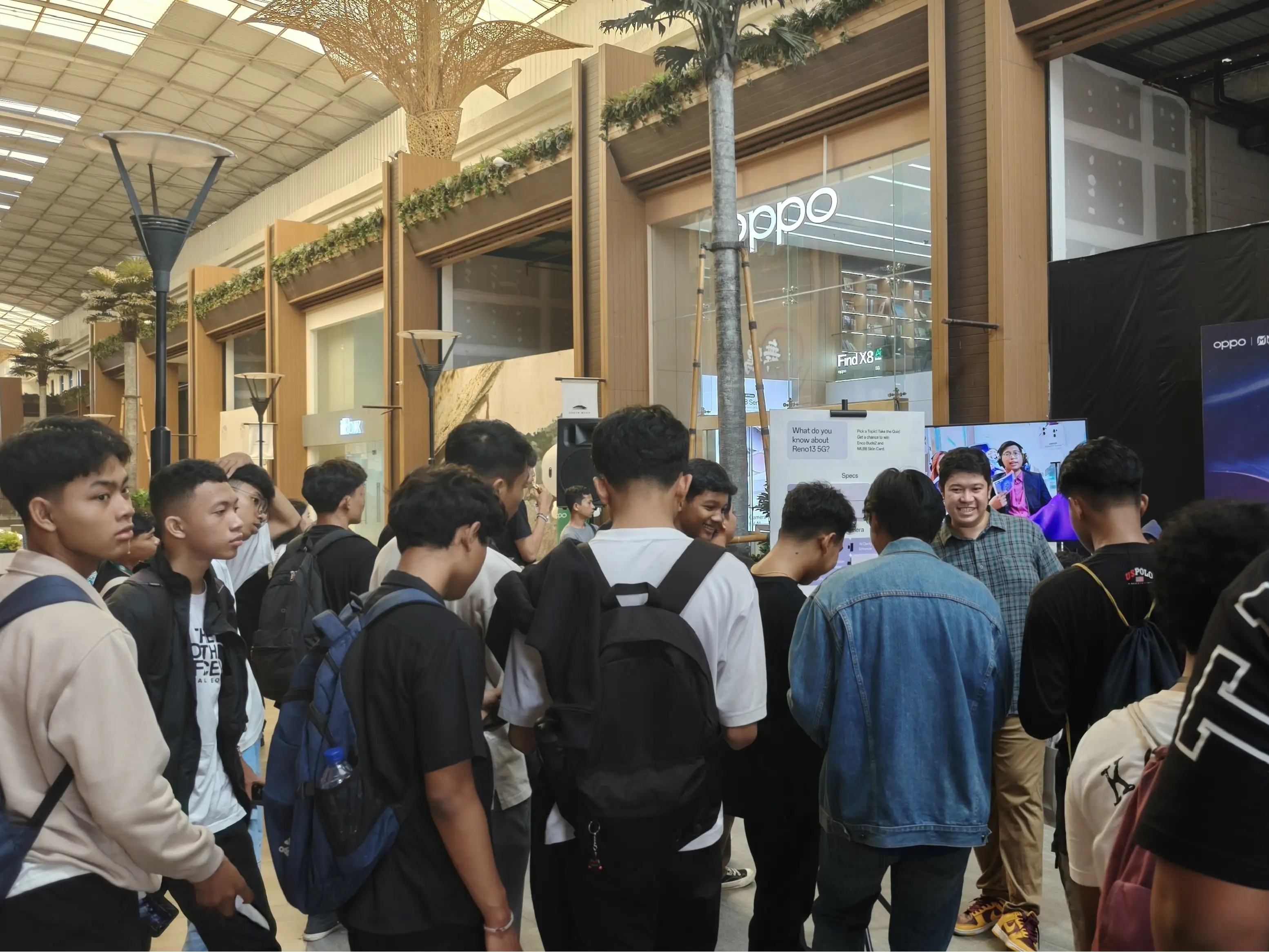 Kualifikasi Nasional MLBB x OPPO Smooth Legend Cup di Bali