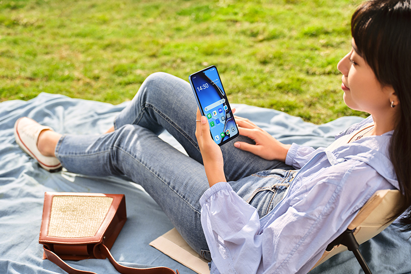 OPPO A60 Hadirkan Ketahanan Tingkat Militer-Splash Touch