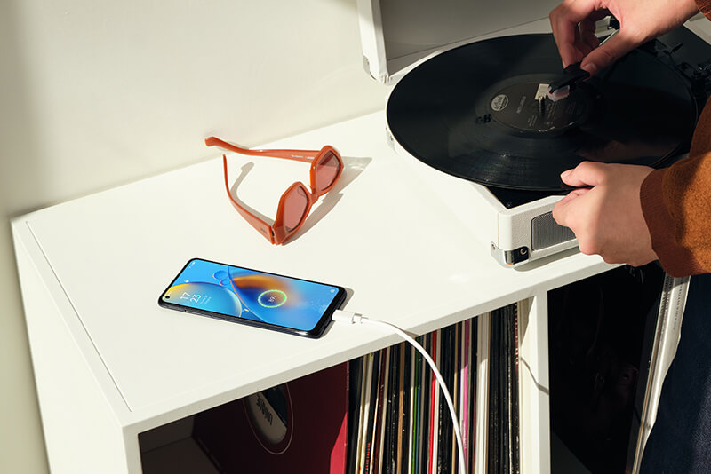 OPPO A74 Penuhi Kebutuhan Gaming & Tampil Stylish