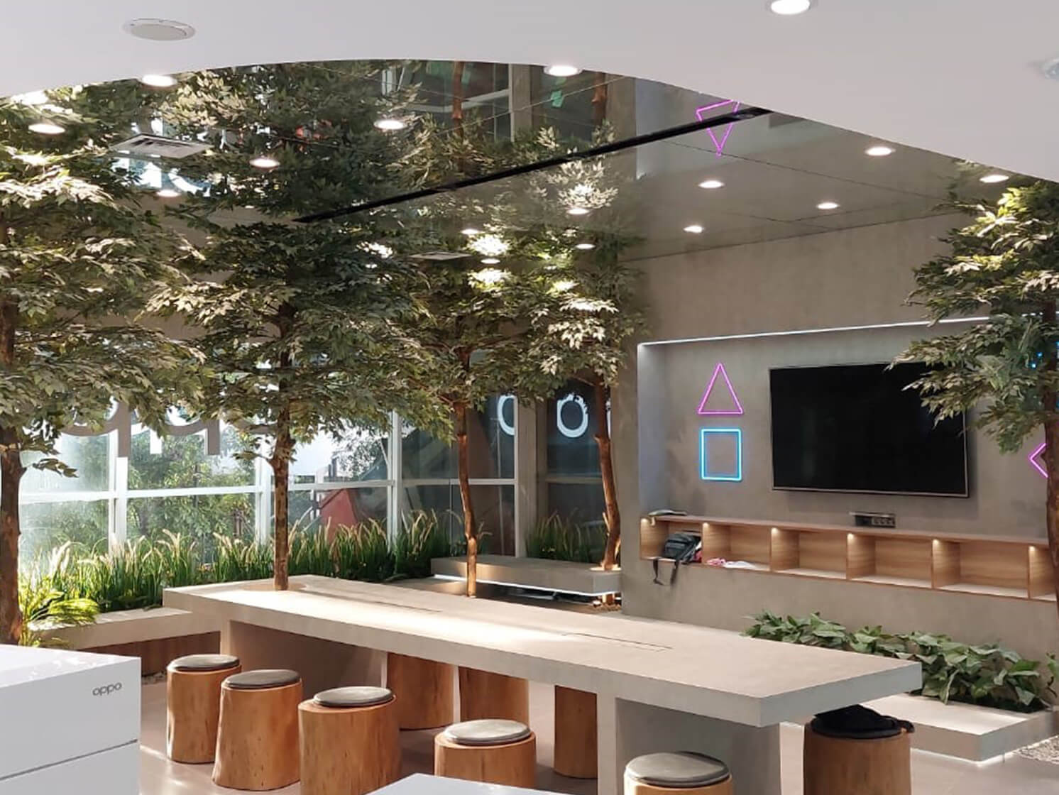 OPPO Buka eXperience Store Pertamanya di Bandung