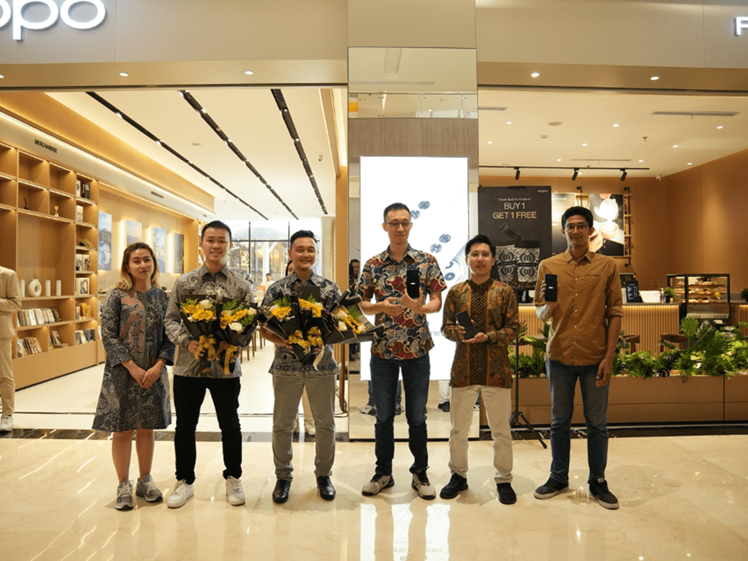 OPPO Experience Store Bintaro Xchange Resmi Dibuka