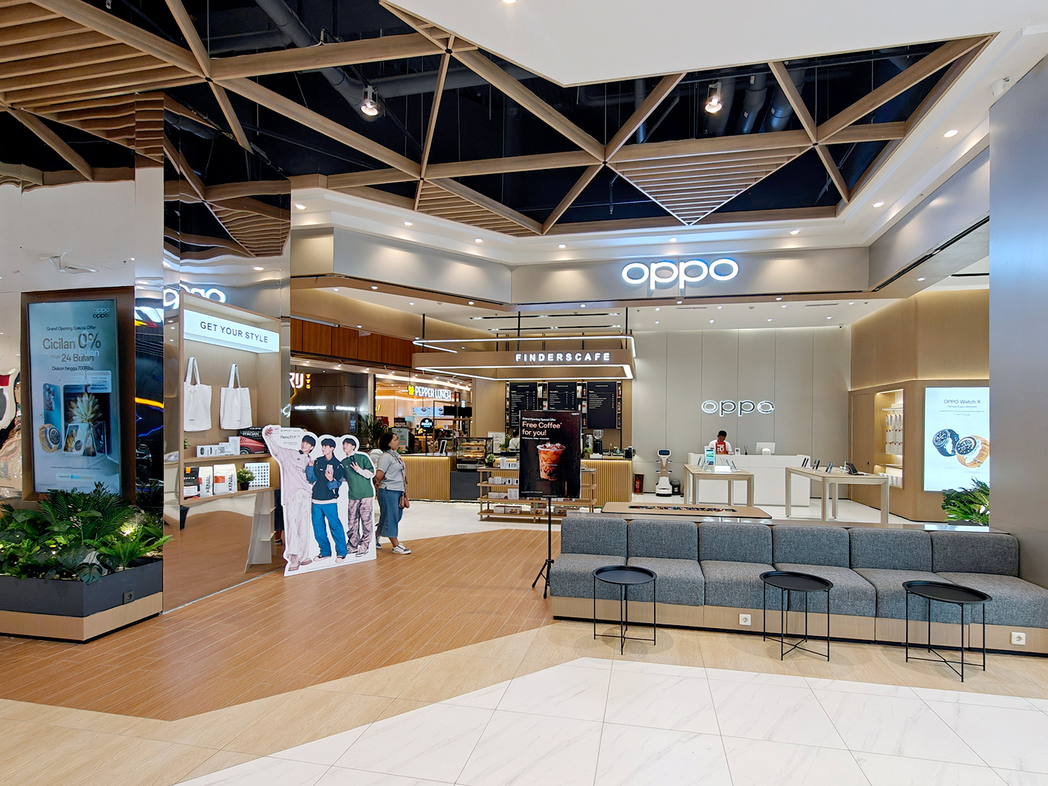 OPPO Experience Store Hadir di AEON Mall Deltamas
