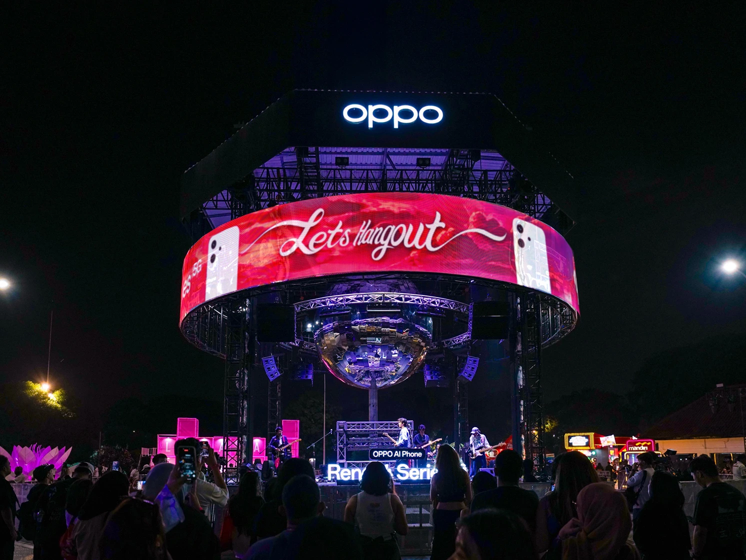 OPPO Jadi Perbincangan Anak Muda di LaLaLa Festival 2025
