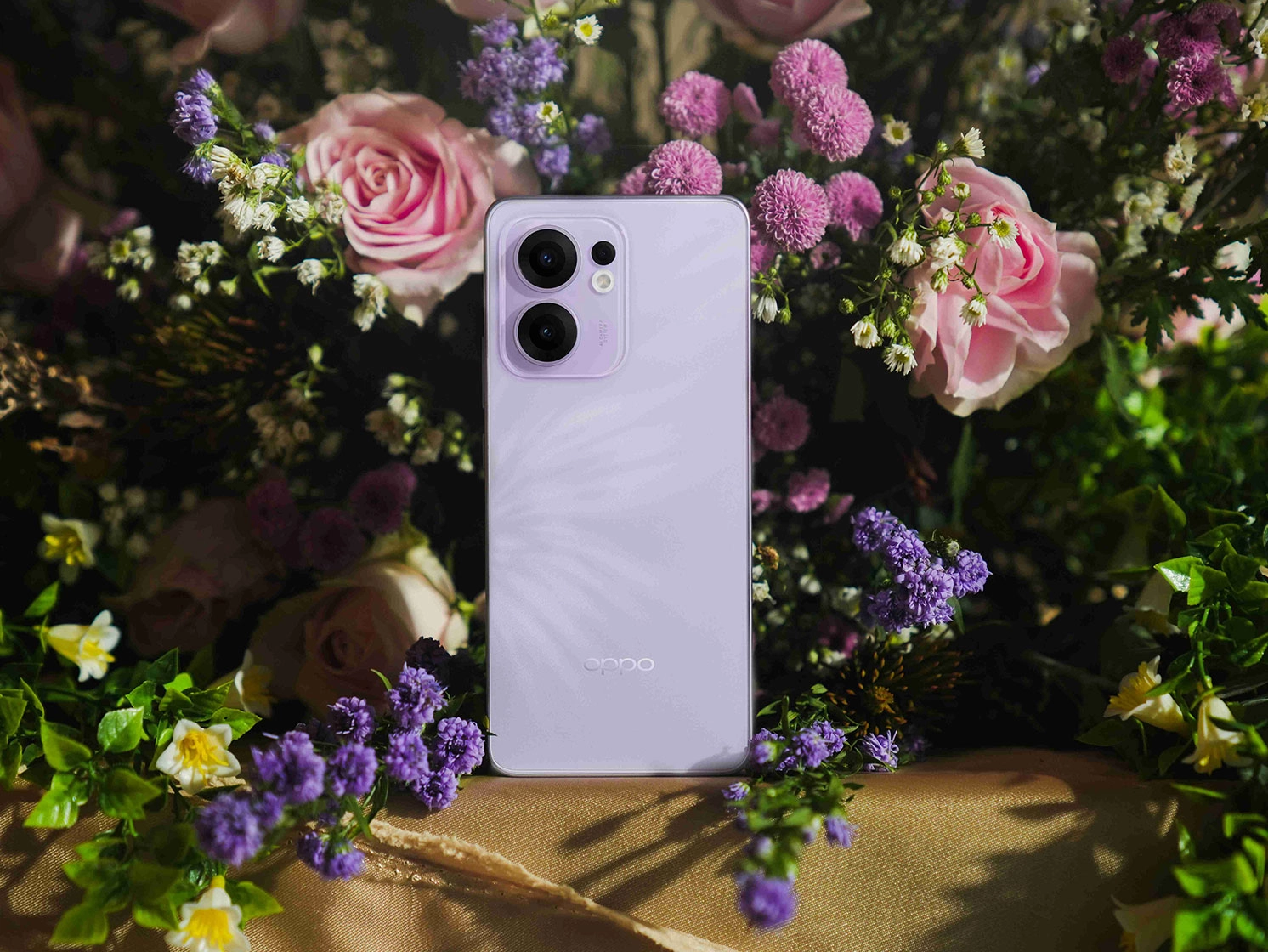 OPPO Reno13 Meluncur dengan Desain Butterfly hingga AI