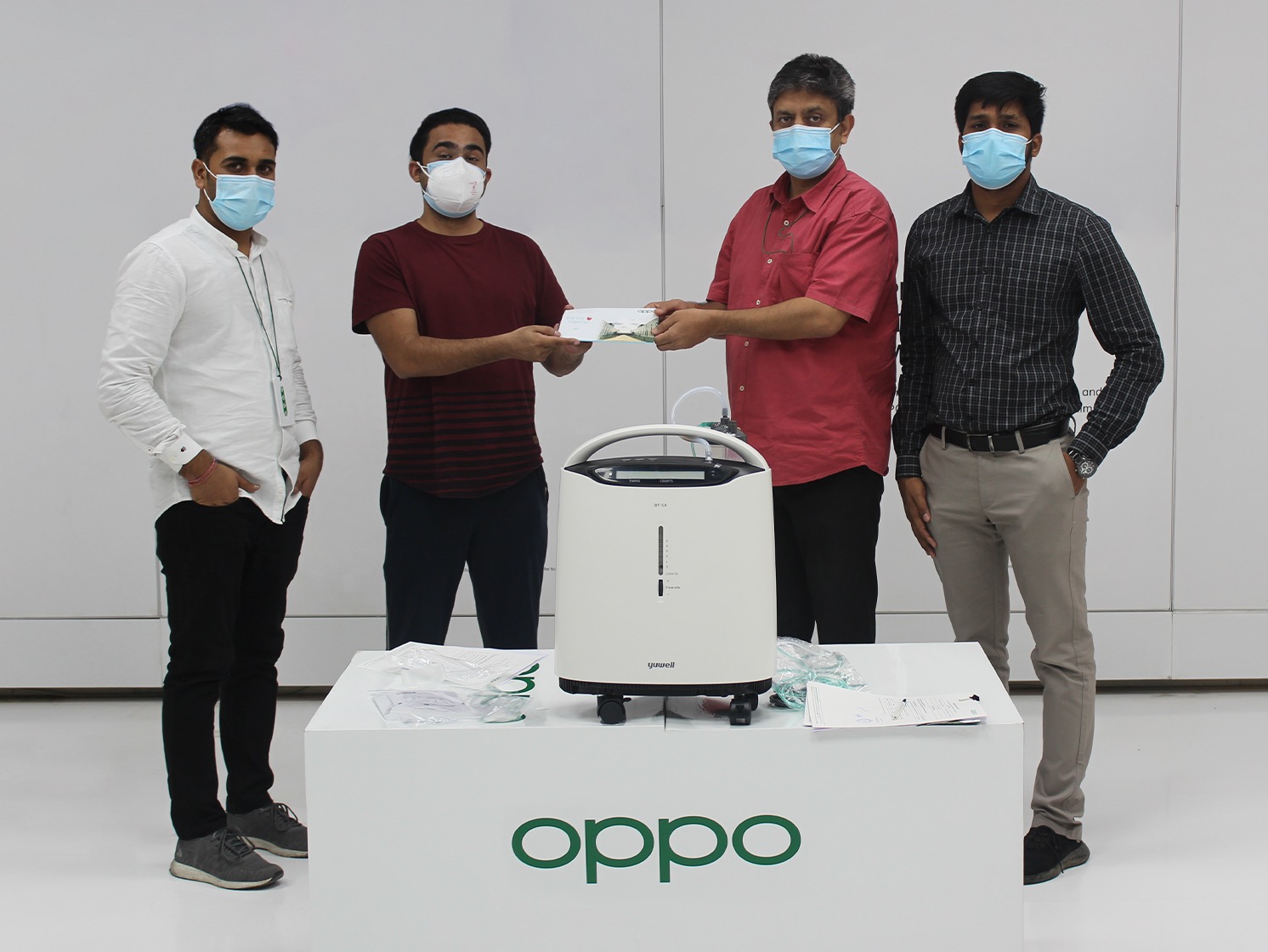 OPPO India donates 1000 oxygen concentrators to various cities in Uttar Pradesh