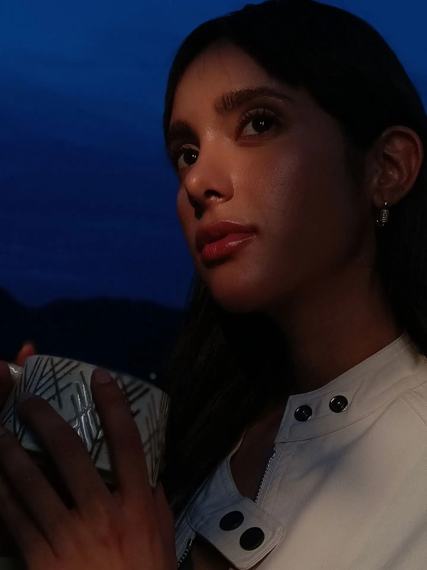 OPPO A6 Pro 5G AI Night Mode