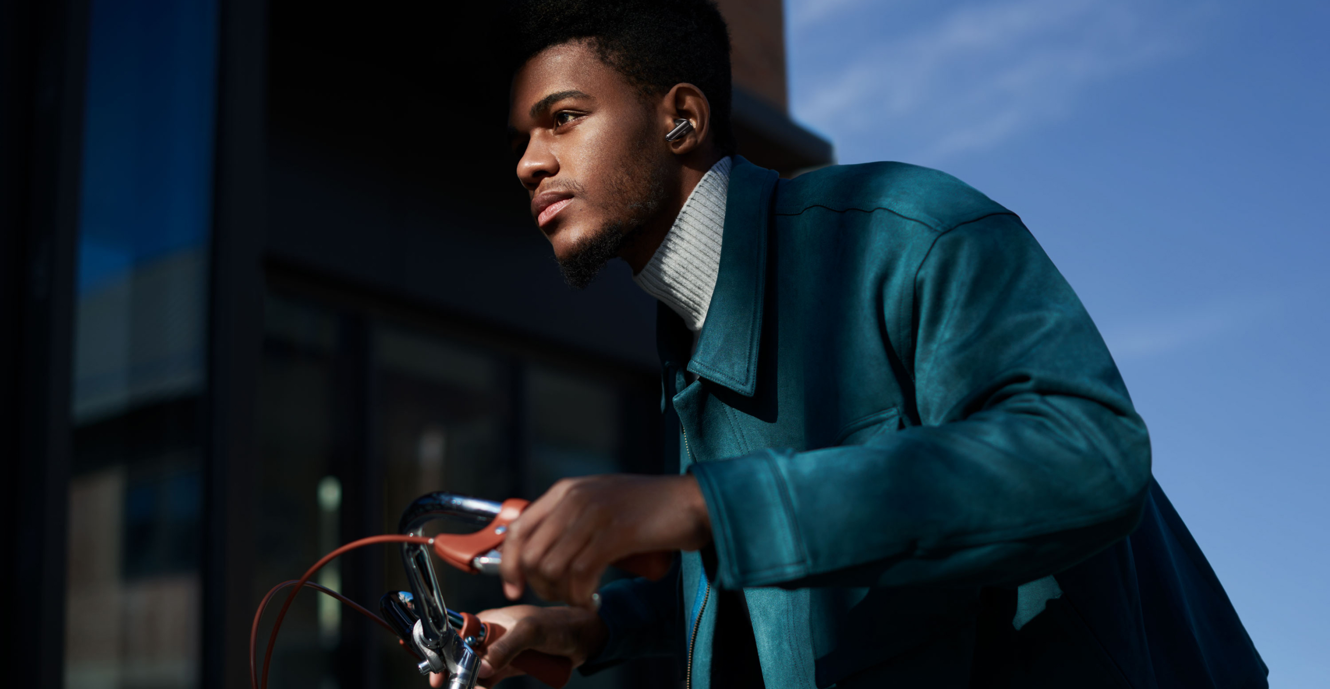 OPPO Enco X2 Daha Az Rüzgar Gürültüsü için Üçlü Koruma