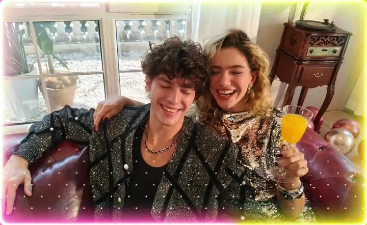 OPPO F31 Pro AI Perfect Shot