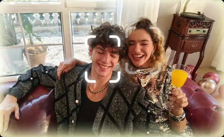 OPPO F31 Pro+ AI Perfect Shot