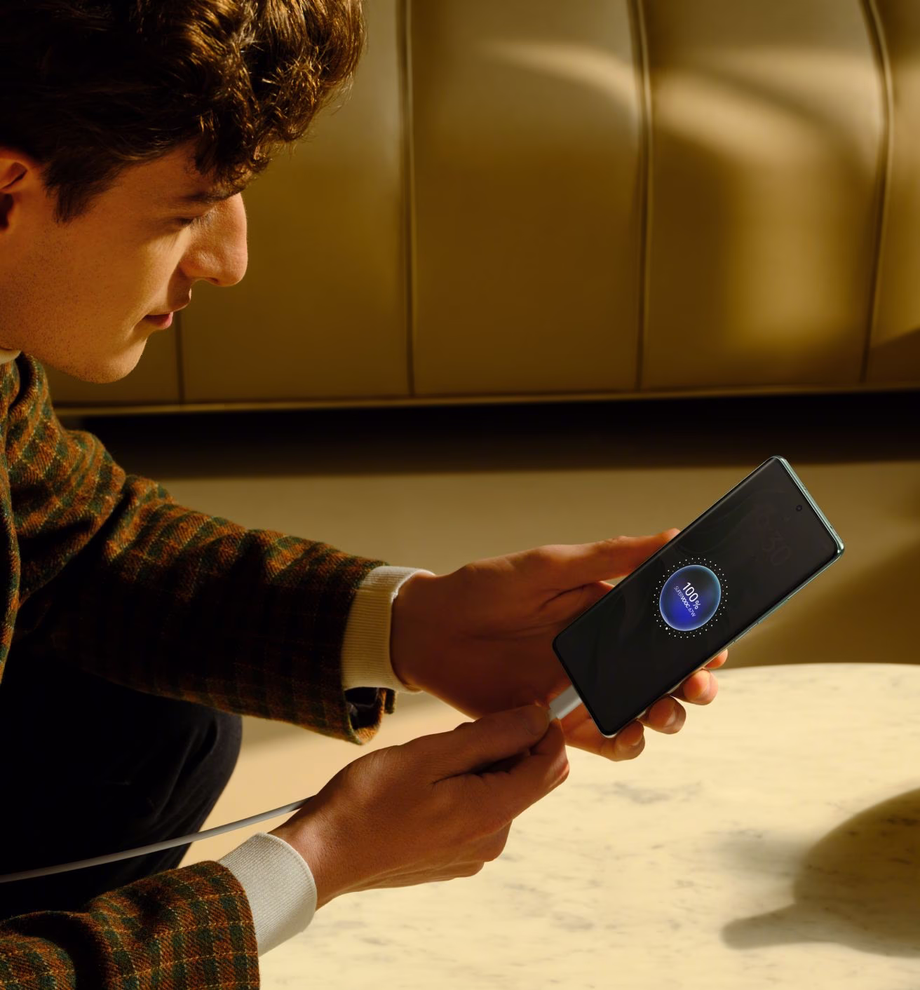 SUPERVOOC 67 Вт жылдам зарядтау және 5000 мАсағ үлкен батарея