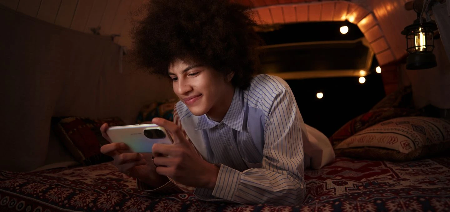 AI Adaptive Eye Protection System