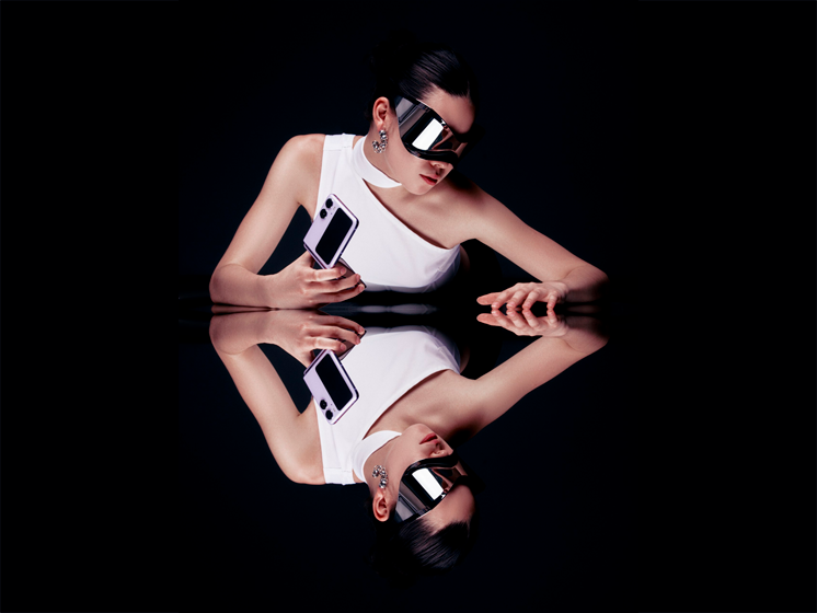 OPPO предлагает открыть летний сезон без складок! Идеальные формы от мирового бренда смартфонов.