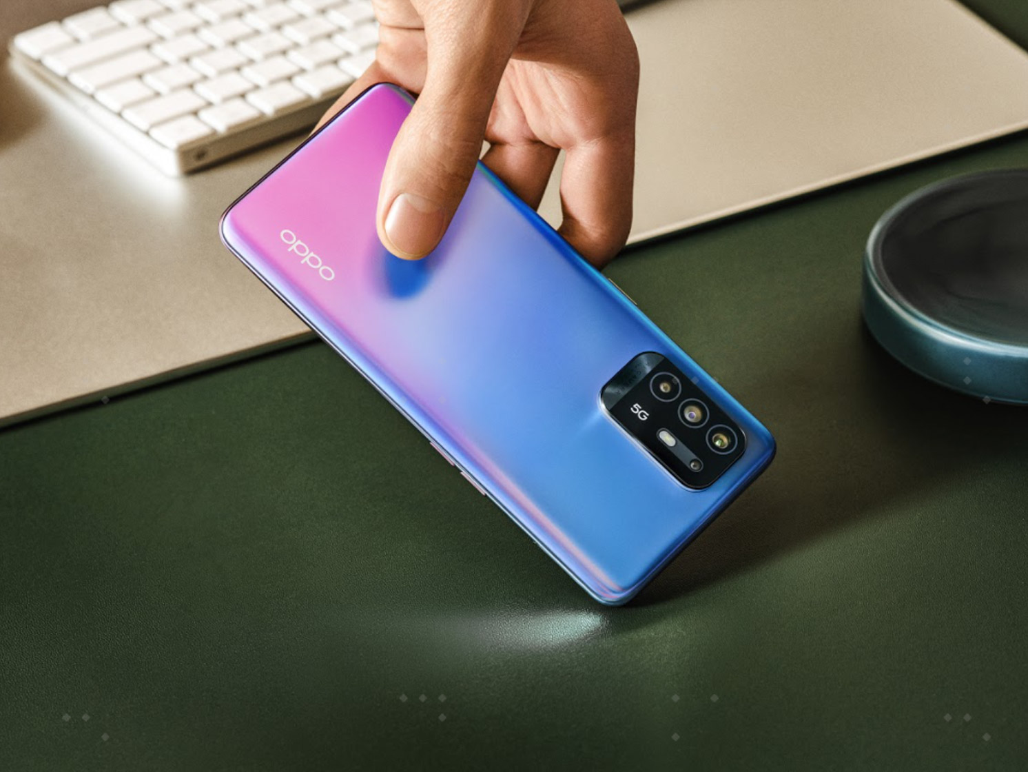 جهاز أوبو رينو5Z 5G  الجديد يصل إلى السوق السعودية