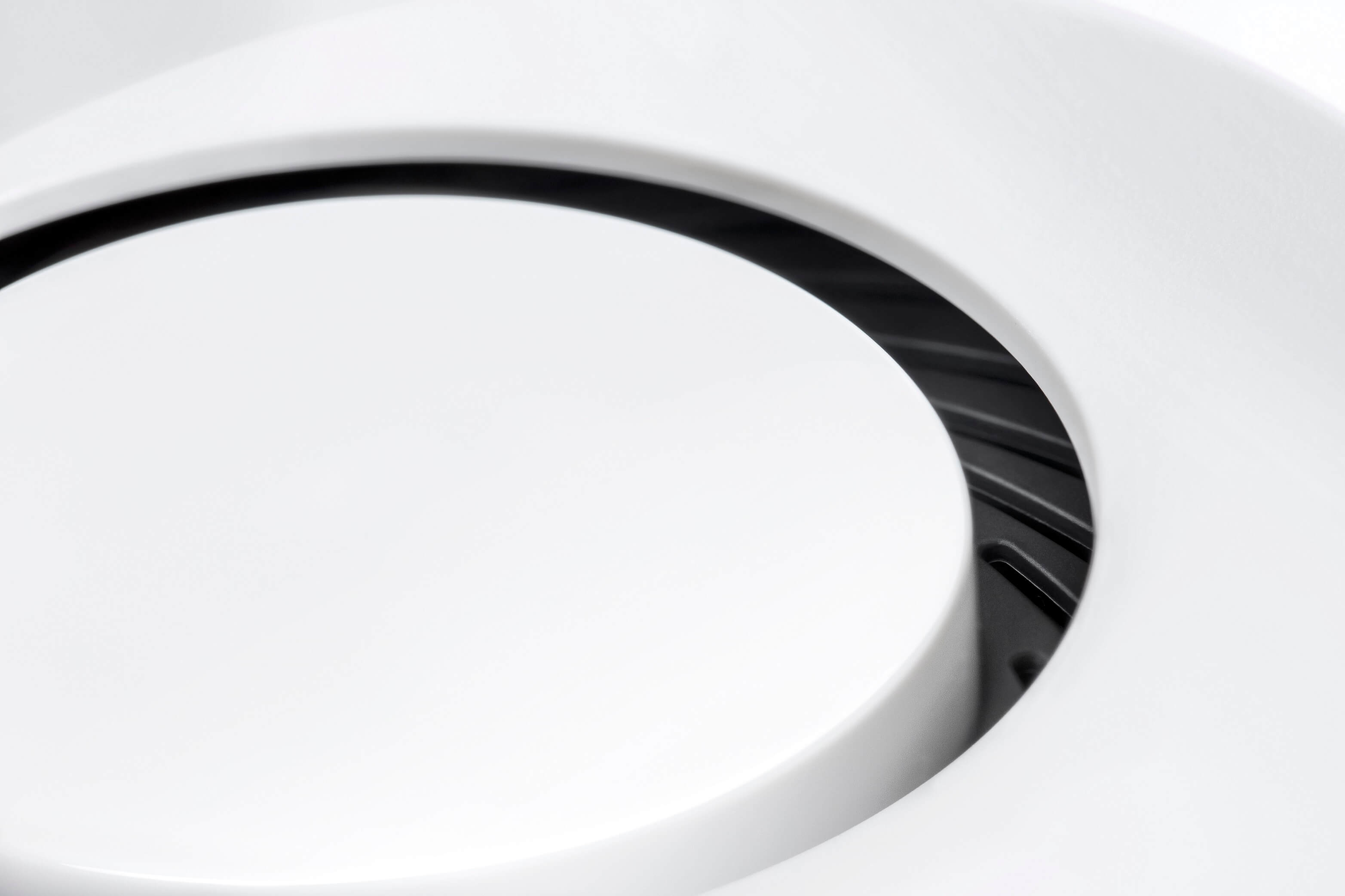 OPPO攜全新超級閃充技術和5G設備亮相MWC 2022