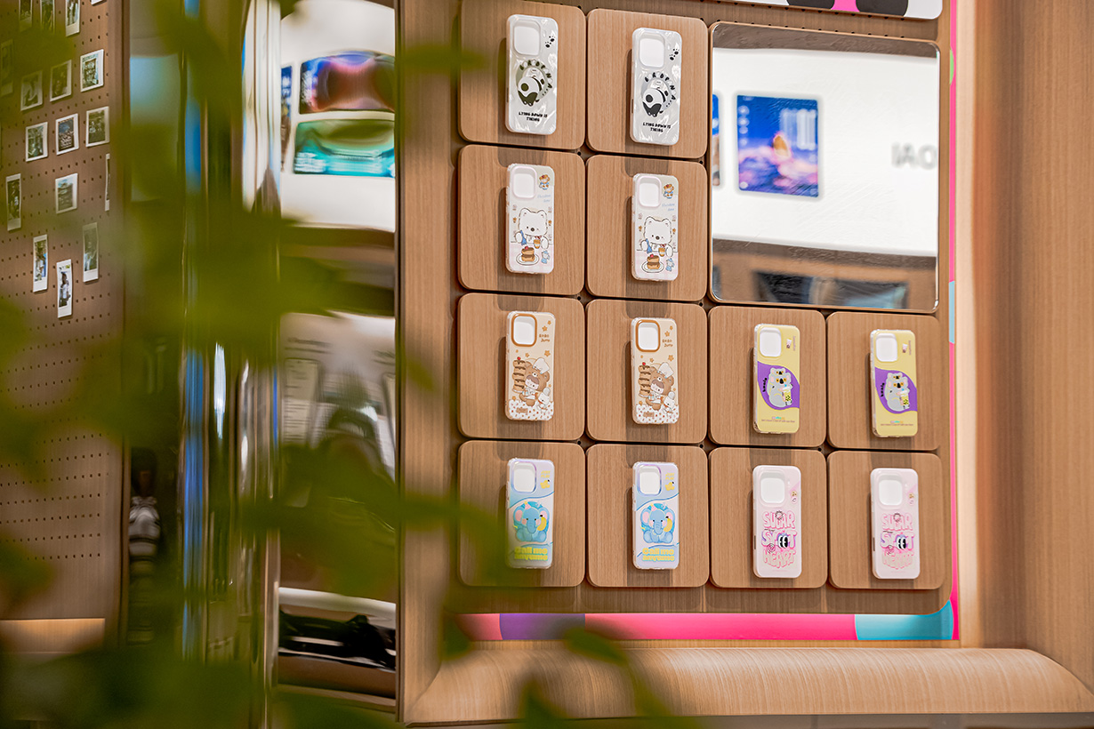 OPPO Brand Store The Garden Inside 14