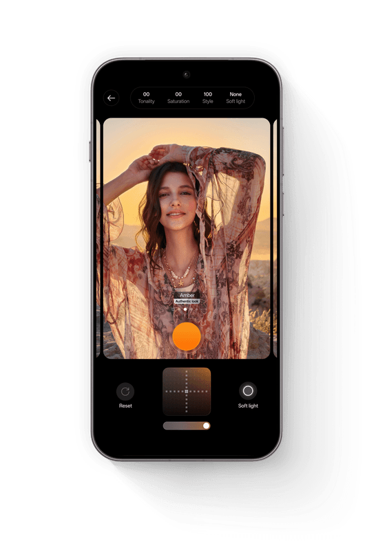 Camera interface showing LUMO Color Palette selectable for capturing photos