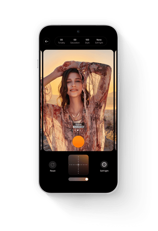 Camera interface showing LUMO Color Palette selectable for capturing photos