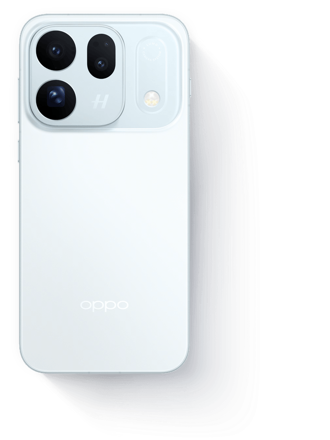 لقطة مقرّبة لوحدة الكاميرا متعددة العدسات في هاتف OPPO Find X10
