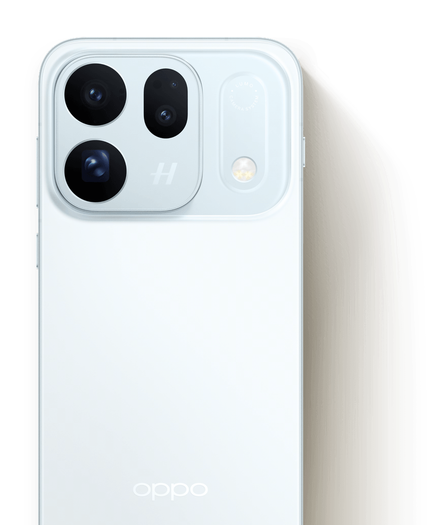 Close-up of OPPO Find X10's multi-lens camera module