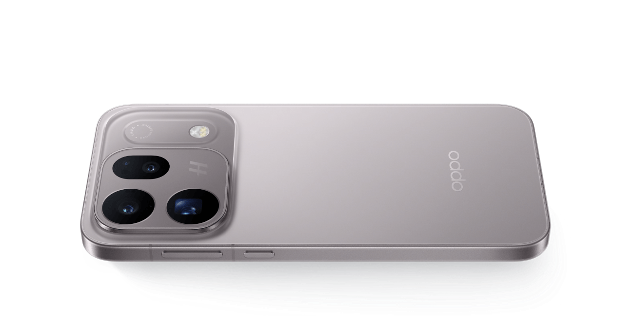 Widok z tyłu OPPO Find X10 podkreślający bezramkowy design Fashion-Tech